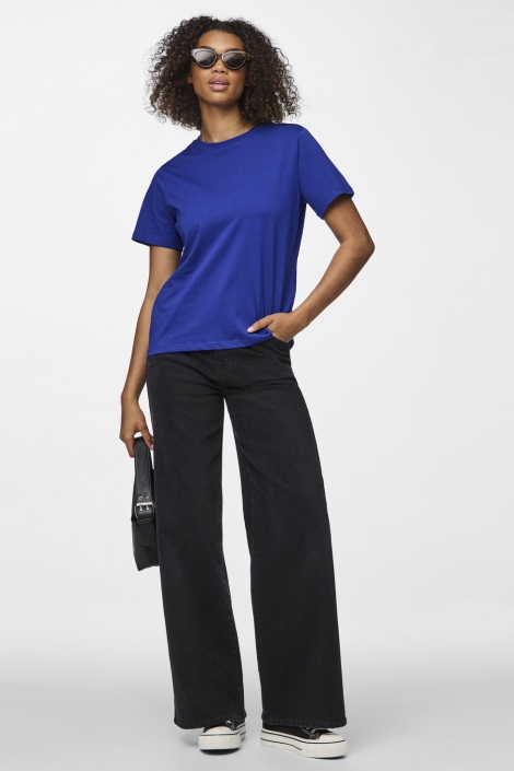Pieces pcria ss solid tee noos bc